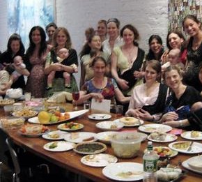 New York City Mom Groups and How to Meet Other Mothers (And Dads Too)