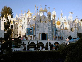 10 Reasons to Visit Disneyland California Instead