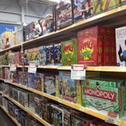 Family Game Night! NJ Toy Store Recommends 5 Great Board Games for All Ages