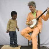 Free and Fun Things to Do this Weekend with NYC Kids: Egg Hunts,Passover Fun, Dan Zanes, Gustafer Yellowgold, March 31-April 1