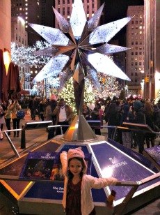 Free & Fun Things to Do this Weekend for NYC Kids: Christmas Tree Lightings, Holiday Festivals, Nostalgia Trains December 1-2