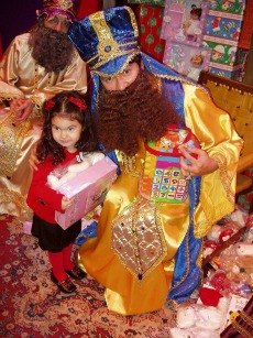 Free & Fun Things to Do this Weekend for NYC Kids: Three Kings Day, Seal & Eagle Watching, Sandy Hook Benefit January 5-6