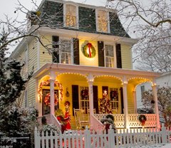 Historic Holidays in NJ: a Revolutionary Christmas, a 1920s Farmhouse Holiday, and More