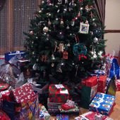 Keeping the Magic of Christmas on a Budget