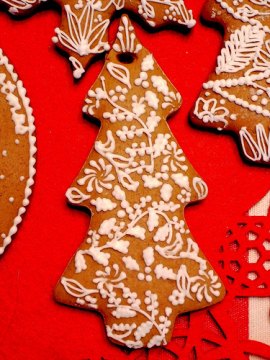 Long Island Kids' Activities December 22 and 23: The Nutcracker, Gingerbread Decorating, and Miracle on 34th Street the Musical