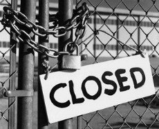 Notable News: School Closings, New Chocolate Shop, Why the French Are Better Parents Than We Are