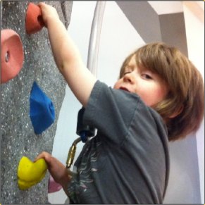 Klub 4 Kidz: Williamsburg's New Indoor Play Gym Keeps Kids Big and Little Moving