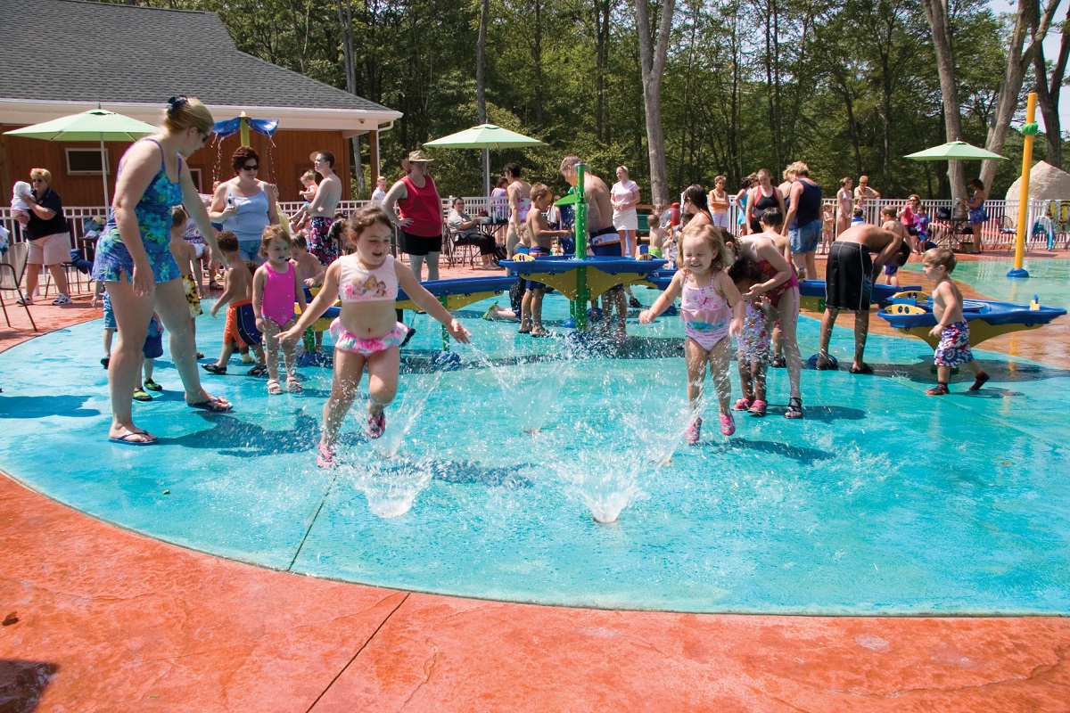 Best Playgrounds with Water Play and Splash Pads in Eastern Connecticut
