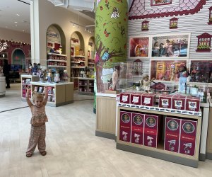 American Girl Store Opens in Los Angeles: Explore the store