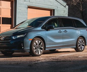 Best Cars for Families with Kids in 2025: Mommy Poppins Awards