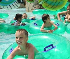 Lazy Rivers near NYC: Runaway Rapids Lazy River