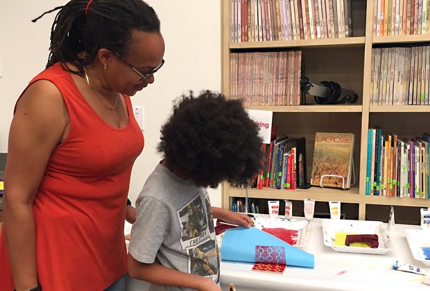 Free hands-on classes and storytimes are offered at the National Museum of the American Indian. Photo courtesy of NMAI