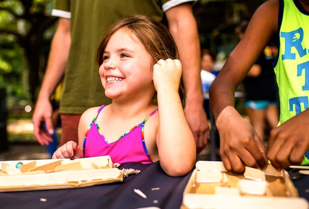  Discovery Green hosts free events like Arte en el Parque, where kids learn Spanish while making art. Photo courtesy of Discovery Green