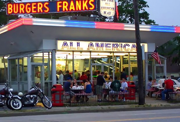 Things to do in Massapequa with kids: All-American Hamburger Drive-In