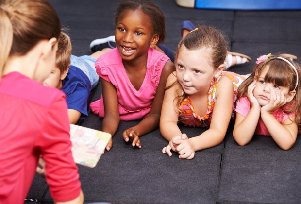 Kids can do homework, hear stories, do arts & crafts, and more at free after-school programs in LA.