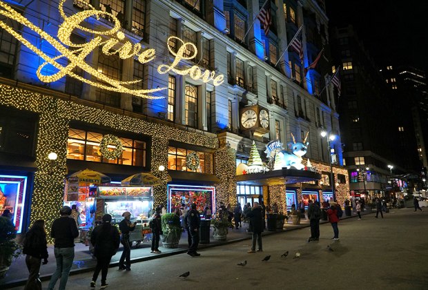 Louis Vuitton Flagship store, New York City, Christmas Holiday window  display