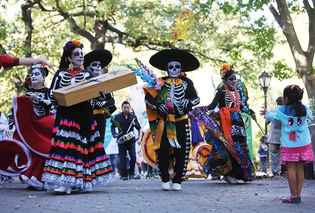 Join the Dia de los Muertos parade at El Museo del Barrio.