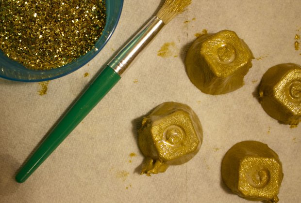 WeeWork Kids Craft: Easy Egg Carton Jingle Bells | Mommy Poppins