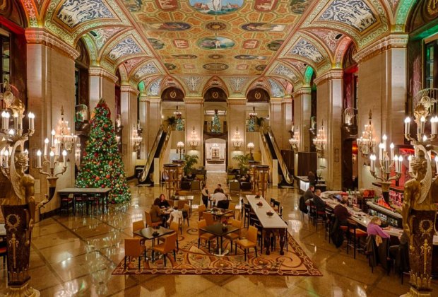 Restaurants Open On Christmas Day Chicago 2022 Kid-Friendly Local Restaurants Open On Christmas Day In Chicago |  Mommypoppins - Things To Do In Chicago With Kids